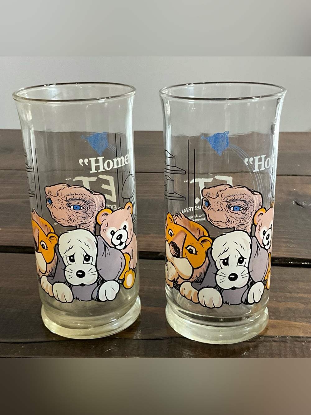 Vintage Lot of 2 Pizza Hut Promo Glasses 1982 E.T. “Home”